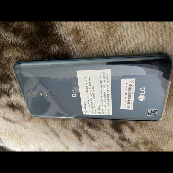 *BRAND NEW* LG Q7+ - Picture 7 of 9